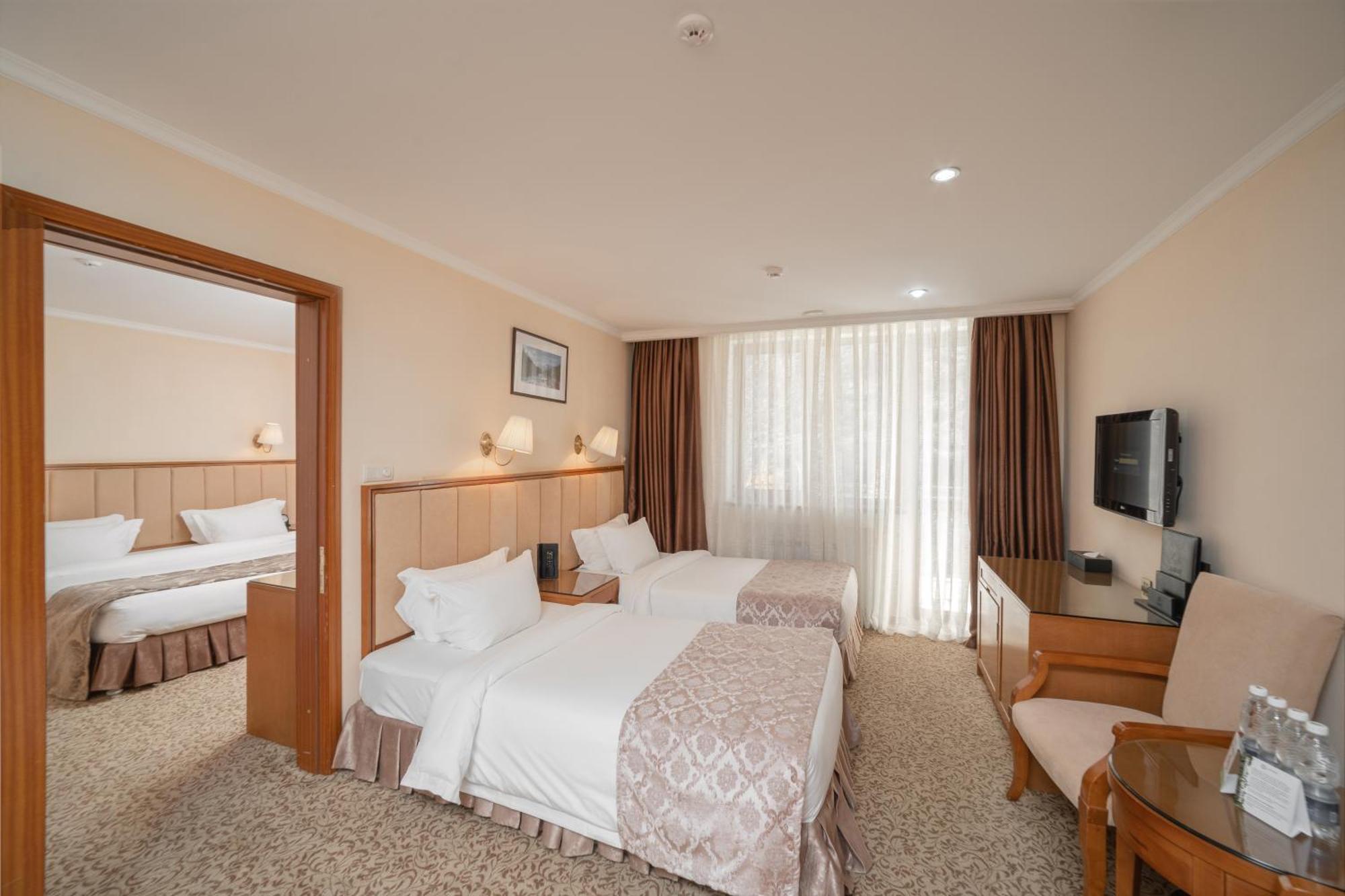 ยันนัต รีสอร์ต Hotel Kara-Bulak ห้อง รูปภาพ