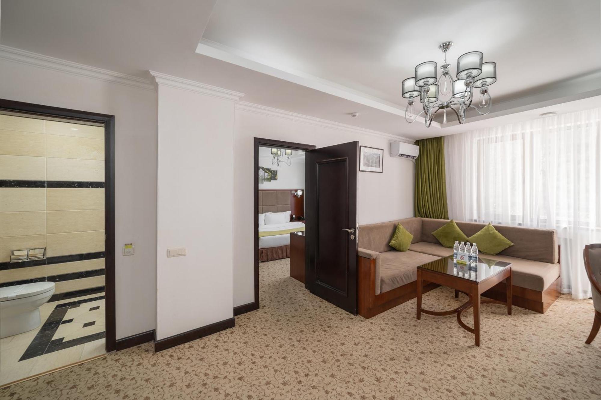 ยันนัต รีสอร์ต Hotel Kara-Bulak ห้อง รูปภาพ